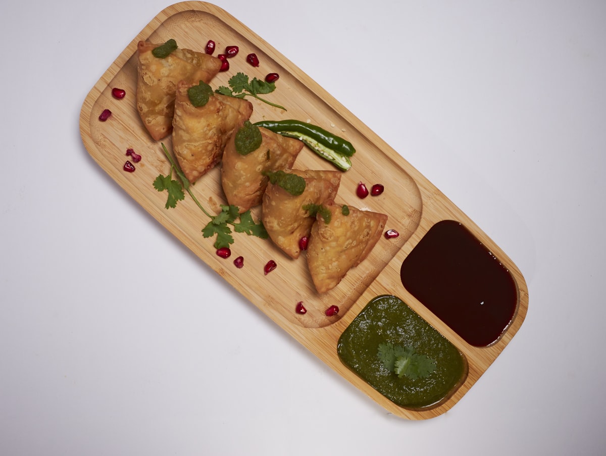 Vegetable samosas